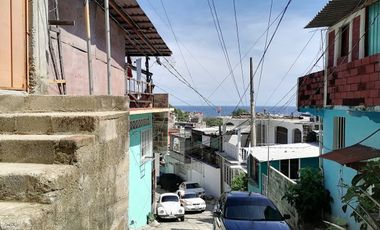 CASA EN VENTA CON VISTA AL MAR MOZIMBA