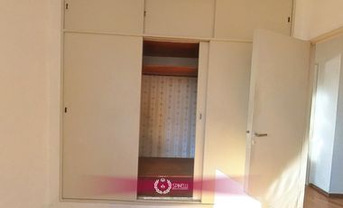 Alquiler departamento 3 ambientes 65M² en Pompeya con balcón al frente muy luminoso