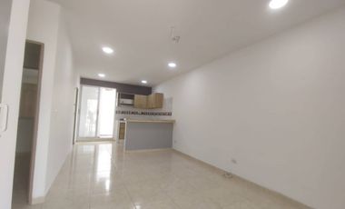 CASA EN ARRIENDO BARRIO SANTA ELENA 6|1570