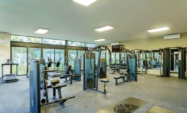 Lote a la venta en Playa del Carmen  con alberca, gym