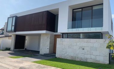 CASA EN RENTA EN MARINA VII DE PUNTA TIBURÓN