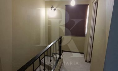 RENTA DE CASA EN TRIANA
