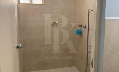 RENTA DE CASA EN TRIANA