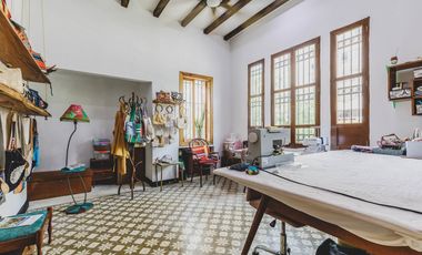 Se vende casa patrimonial remodelada