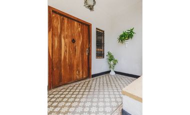 Se vende casa patrimonial remodelada