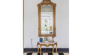 Se vende casa patrimonial remodelada