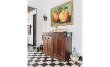 Se vende casa patrimonial remodelada