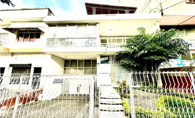 SE ALQUILA CASA CALI NORTE USO MIXTO GRANDE PARA CLINICA