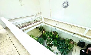 SE ALQUILA CASA CALI NORTE USO MIXTO GRANDE PARA CLINICA