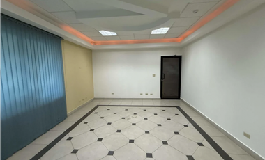 EL CARMEN / OFICINA / 795M / DOS NIVLES / DIVISIONES