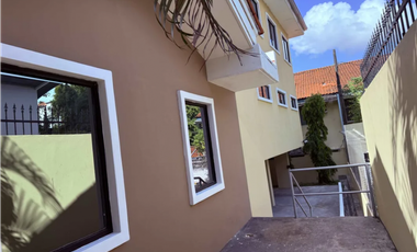 EL CARMEN / OFICINA / 795M / DOS NIVLES / DIVISIONES