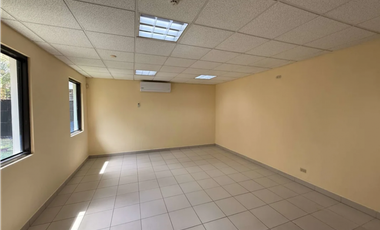 EL CARMEN / OFICINA / 795M / DOS NIVLES / DIVISIONES