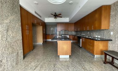 SEA CONFIABLE ALQUILA HERMOSO APARTAMENTO PH THE POINT