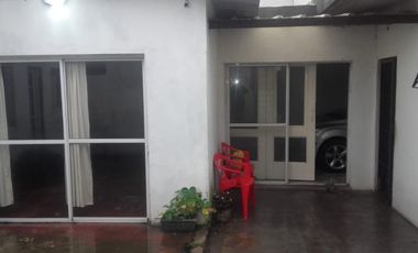 CASA EN VENTA. ZONA EL GAUCHO.