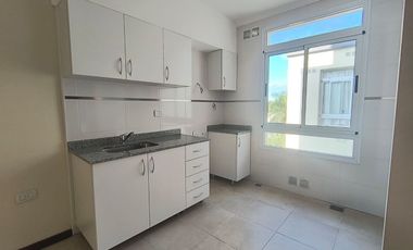 VENTA DEPARTAMENTO 1 DORM - 2do PISO. contrafrente