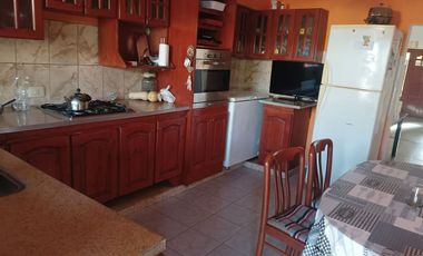 CASA 7 AMBIENTES VENTA LOMAS DE ZAMORA