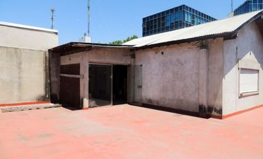 Venta Local oficinas y galpón Pilar Centro