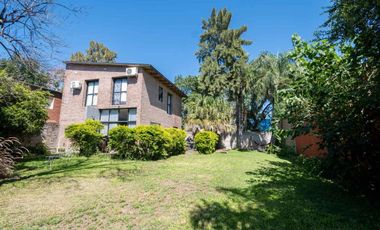 Venta Hermosa Casa Santo Tomé cercana al puente
