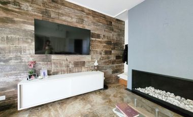 VENTA CASA 4 AMB. 2 COCHERAS, JARDÍN, DON BOSCO