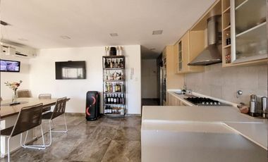 VENTA CASA 4 AMB. 2 COCHERAS, JARDÍN, DON BOSCO