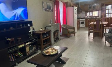 PH TIPO CASA AL FRENTE CON COCHERA APTO CREDITO