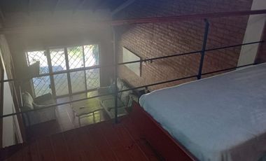 CASA 6 AMBIENTES, FONDO LIBRE. APTA CREDITO