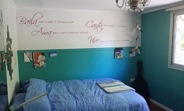 CASA 6 AMBIENTES, FONDO LIBRE. APTA CREDITO