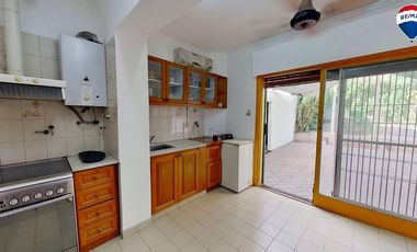 VENTA PH 3 AMBIENTES CON PATIO Y COCHERA, BERNAL