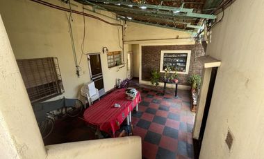 CASA 5 AMB EN VENTA EN CIUDADELA MULTIFAMILIAR