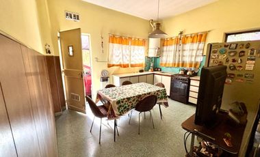 CASA 5 AMB EN VENTA EN CIUDADELA MULTIFAMILIAR