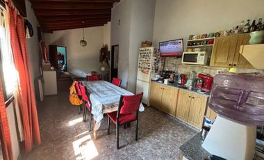 CASA 5 AMB EN VENTA EN CIUDADELA MULTIFAMILIAR