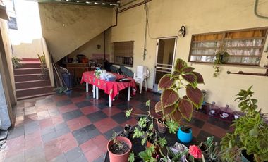 CASA 5 AMB EN VENTA EN CIUDADELA MULTIFAMILIAR