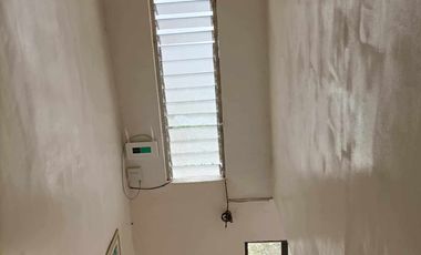SUNBERRY HOMES TOWNHOUSE W/ 2 BEDROOMS UNFURNISHED.