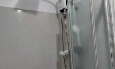 Priced to Sell - 1 BR with Balcony Light Residences (Agents welcome)