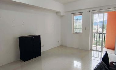 Studio-type Condo @ Suntrust 88 Gibraltar