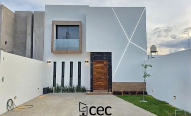 RESIDENCIA EN VENTA, 2 PLANTAS, 3 RECÁMARAS, 3.5 BAÑOS, COCHERA PARA 2 AUTOS