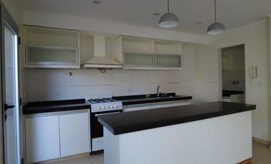 VENTA DUPLEX EXCELENTE ESTADO...BALCARCE