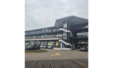 LOCAL EN VENTA PLAZA LA CALERA