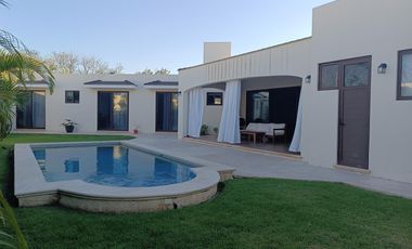 Casa en venta en  Temozon Norte, de una planta