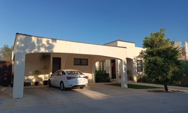 Casa en venta en  Temozon Norte, de una planta