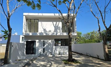 CASA EN SAN RAFAEL CON ACABADOS RESIDENCIALES