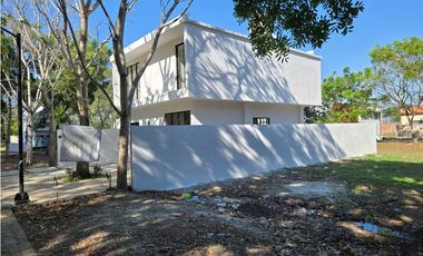 CASA EN SAN RAFAEL CON ACABADOS RESIDENCIALES