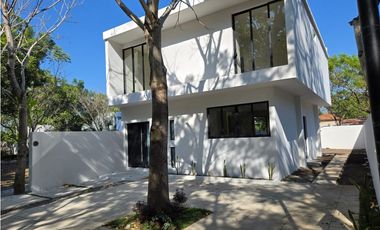 CASA EN SAN RAFAEL CON ACABADOS RESIDENCIALES