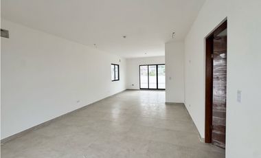Casa en venta en La Montaña Residencial en Cumbres Garcia