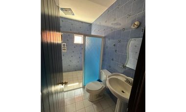 Hermosa Residencia con Alberca y Jacuzzi en Tulipanes