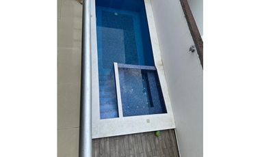 Hermosa Residencia con Alberca y Jacuzzi en Tulipanes