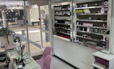 DERECHO A LLAVE ESTETICA BELLEZA  COSMETICA