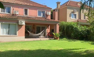 Muy linda casa en Barrancas De San José