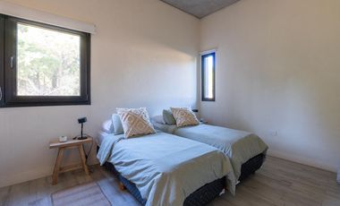 VENTA CASA COSTA ESMERALDA, BARRIO MARÍTIMO III, LOTE AL 100, 5 AMBIENTES