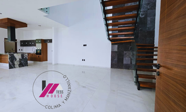 HERMOSA CASA EN VENTA DENTRO DE CLUB SANTIAGO